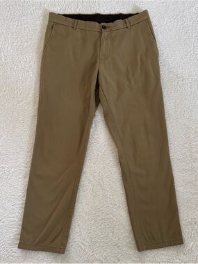 Jos. A. Bank men’s Traveler khaki/tan Travel Tech dress pants size 35W/30L slim